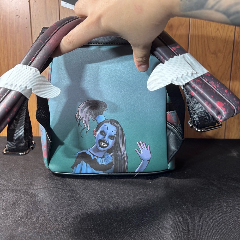 Loungefly Terrifier Art the Clown Glow in the Dark Mini Backpack EE Exclusive - Picture 4 of 8